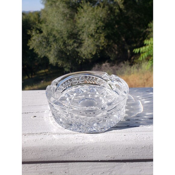 Vintage Clear Crystal Ashtray Hobstar Pattern Pressed Glass 4.5" - Picture 1 of 7